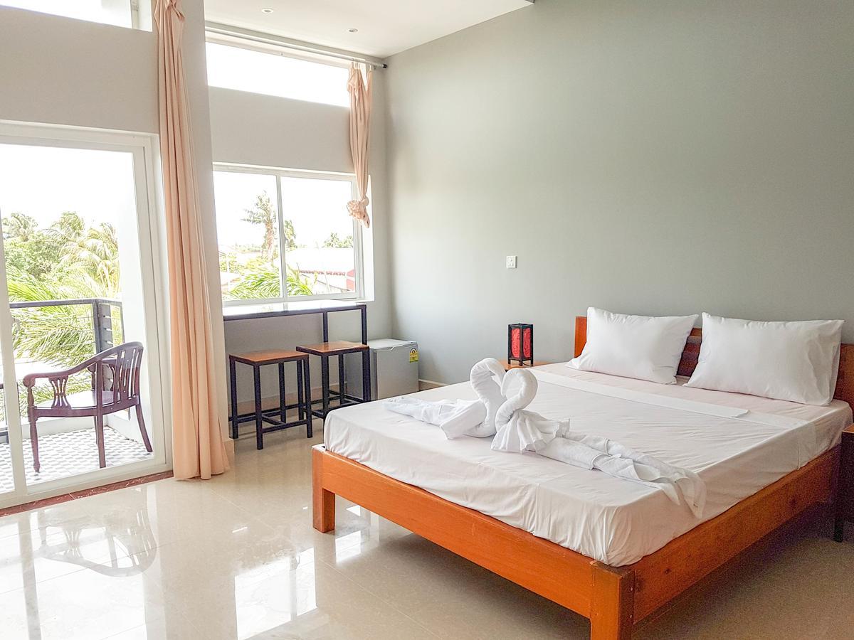 Two Moons Resort Kampot Exteriör bild